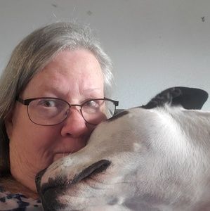 Meet your Posher, Patricia